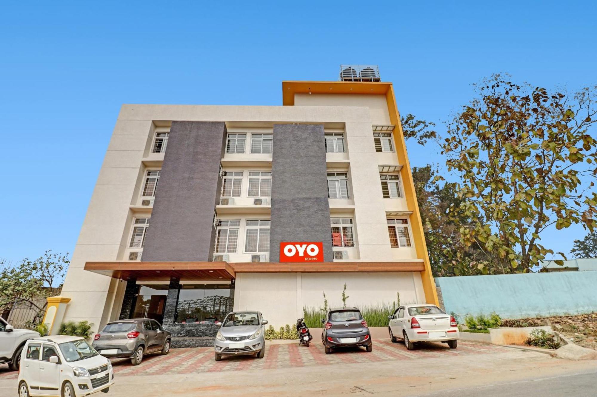 Hotel O Formula Vanivilasa Puram Eksteriør billede